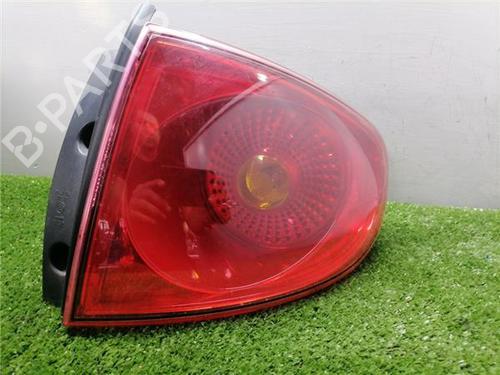 right-taillight-seat-altea-5p1-2004-2005-2006-2007-2008-2009-2010-2011-2012-2013-2014-2015-36053378 main image