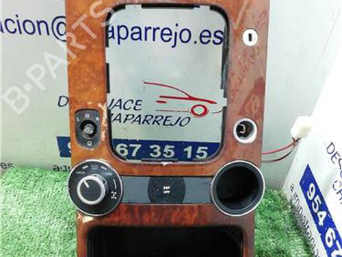 Commande retroviseurs VW TOUAREG (7LA, 7L6, 7L7) 2.5 R5 TDI (174 hp) 31892201