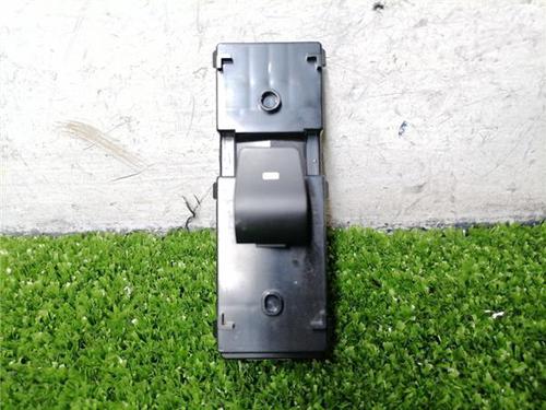 Used Left rear window switch Left rear window switch HYUNDAI IONIQ (AE) 1.6 GDI Hybrid (141 hp) 33612861 33612861