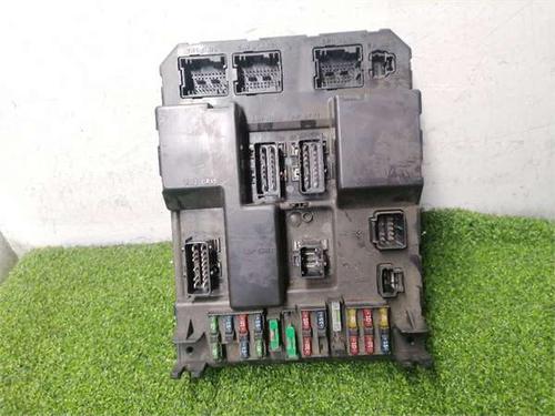 electronic-module-peugeot-307-cc-3b-2003-2004-2005-2006-2007-2008-2009-39659387 main image