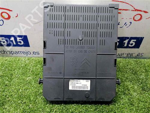 Fuse box PEUGEOT 308 I (4A_, 4C_) 1.6 16V | BP31890618E1