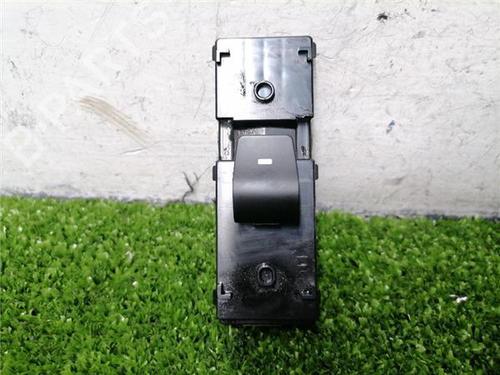 Used Right rear window switch Right rear window switch HYUNDAI IONIQ (AE) 1.6 GDI Hybrid (141 hp) 33612860 33612860