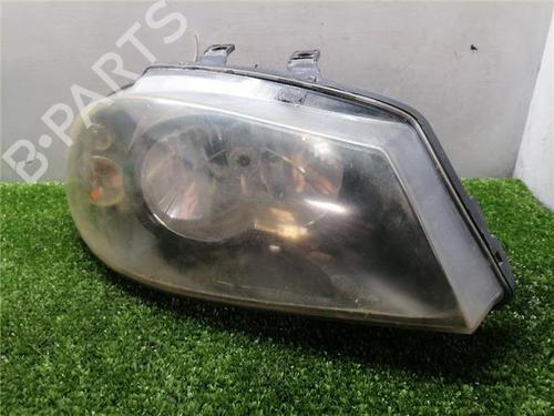 Used Right headlight Right headlight SEAT IBIZA III (6L1) 1.4 16V (75 hp) 34427080 34427080