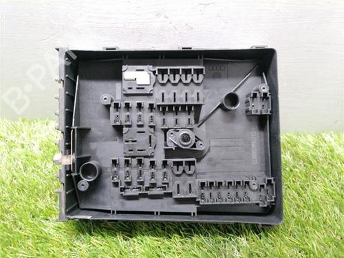 Used Fuse box Fuse box VW TOURAN (1T1, 1T2) 2.0 TDI 16V (140 hp) 34426736 34426736