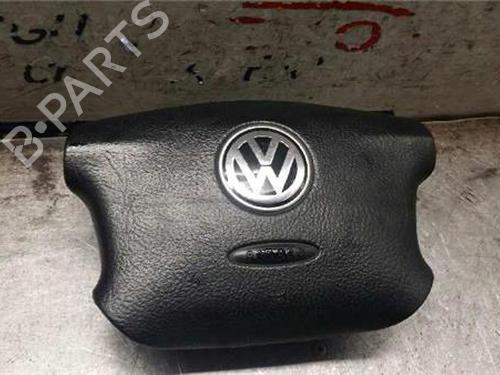 driver-airbag-vw-passat-b5-3b2-1996-1997-1998-1999-2000-2001-31895929 main image