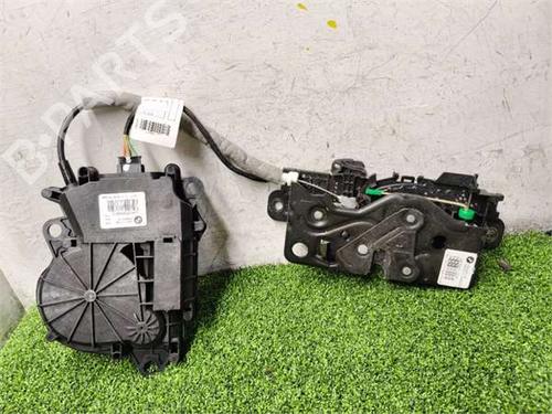Used Tailgate lock Tailgate lock BMW X1 (F48) sDrive 18 d (150 hp) 40615546 40615546