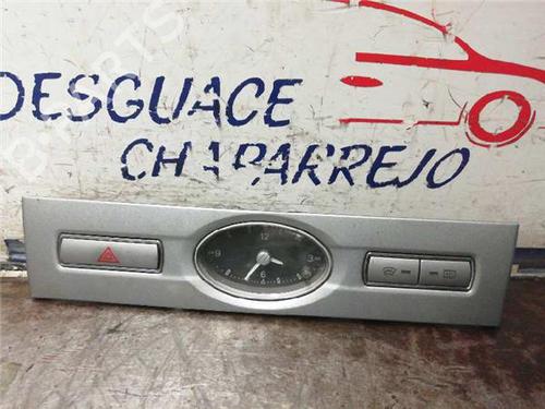 Bouton de warning FORD MONDEO III (B5Y) 2.0 TDCi (130 hp) 31896300