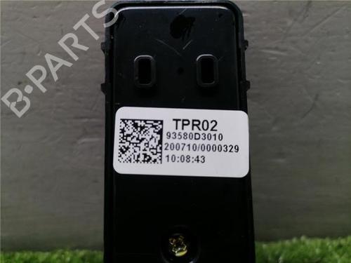 Left rear window switch HYUNDAI TUCSON (NX4E, NX4A) 1.6 CRDi | BP31901287I29