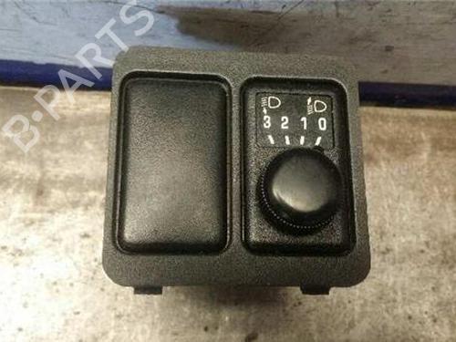 Used Switch NISSAN ALMERA I (N15) 2.0 D (75 hp) 31895681