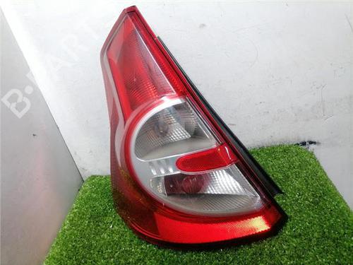 left-taillight-dacia-sandero-2008-33478390 main image