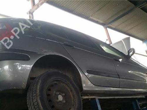 Brugte RENAULT MEGANE I (BA0/1_) 1.4 16V (BA0D, BA1H, BA0W, BA10) (95 hp) 4409928