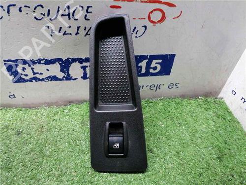 Autre FIAT LINEA (323_, 110_) 1.6 D Multijet (105 hp) 31899708