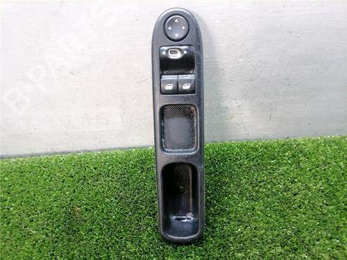 Used Left front window switch Left front window switch PEUGEOT 307 (3A/C) 2.0 HDi 90 (90 hp) 32690537 32690537