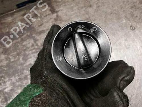 switch-vw-passat-b5-3b2-1996-1997-1998-1999-2000-2001-31895186 main image