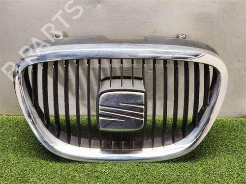 Used Grille Grille SEAT ALTEA (5P1) 1.9 TDI (105 hp) 39732896 39732896