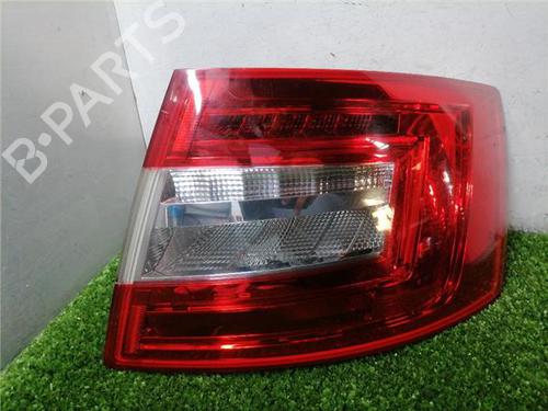 Used Right taillight Right taillight SKODA OCTAVIA III (5E3, NL3, NR3) 1.4 TSI G-TEC (110 hp) 33478325 33478325
