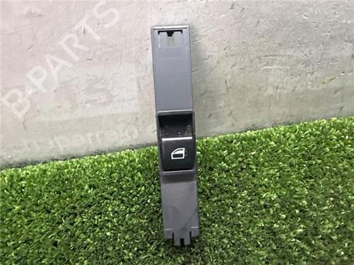 Used Left front window switch Left front window switch BMW 3 (E46) 320 d (136 hp) 33058528 33058528
