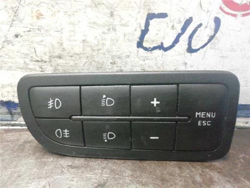 switch-fiat-punto-evo-199_-2008-31896364 main image