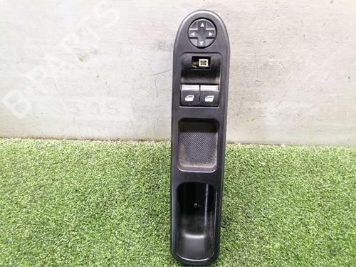 Used Left front window switch Left front window switch PEUGEOT 207 (WA_, WC_) 1.6 16V VTi (120 hp) 40517471 40517471