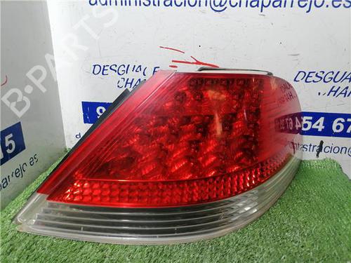 Feu arrière droit BMW 7 (E65, E66, E67) 745 i, Li (333 hp) 31892436