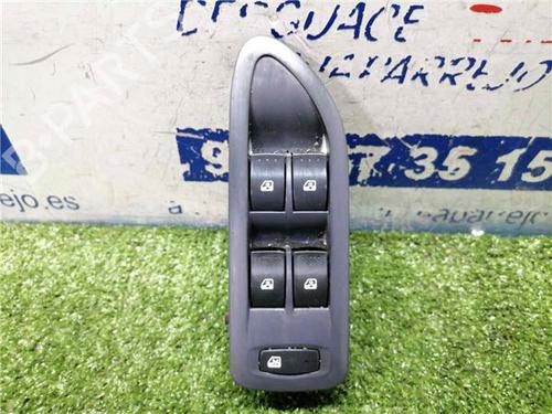 Used Left front window switch RENAULT LAGUNA II (BG0/1_) 1.9 dCi (BG1A, BG1V) (130 hp) 31900101