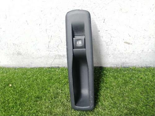 Mando elevalunas trasera derecho Mando elevalunas trasera derecho RENAULT LAGUNA III Grandtour (KT0/1) 2.0 dCi (KT07, KT0J, KT14, KT1A, KT1S) (131 hp) 37003587 37003587