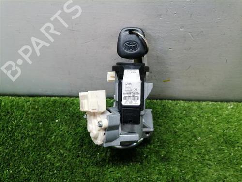 Used Switch TOYOTA VERSO (_R2_) 1.6 D4-D (WAR20_) (112 hp) 31935260