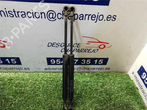 Used Tailgate lift support VOLVO S40 I (644) 2.0 (136 hp) 31891840