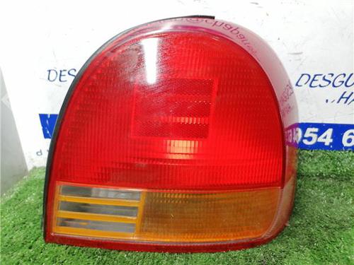 Feu arrière droit HYUNDAI SONATA IV (EF) 2.5 V6 24V (160 hp) 31892499