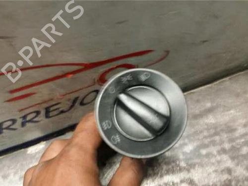 switch-vw-passat-b5-3b2-1996-1997-1998-1999-2000-2001-31895449 main image