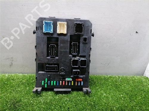 Used Fuse box Fuse box CITROËN C4 I (LC_) 2.0 HDi (136 hp) 34333438 34333438