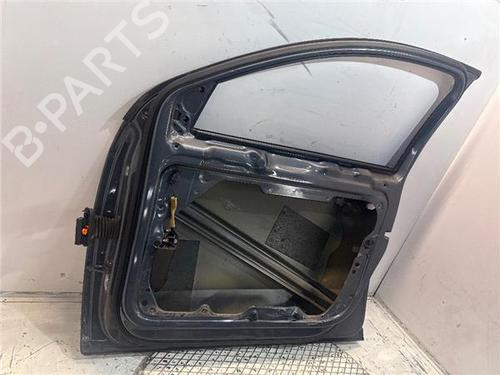 Right front door VW PASSAT B7 (362) 1.6 TDI | BP32432184C3