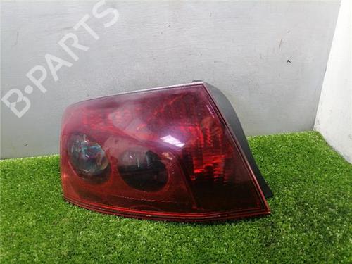 Used Left taillight Left taillight PEUGEOT 407 (6D_) 2.0 (6DRFNB, 6DRFNE) (136 hp) 33835548 33835548