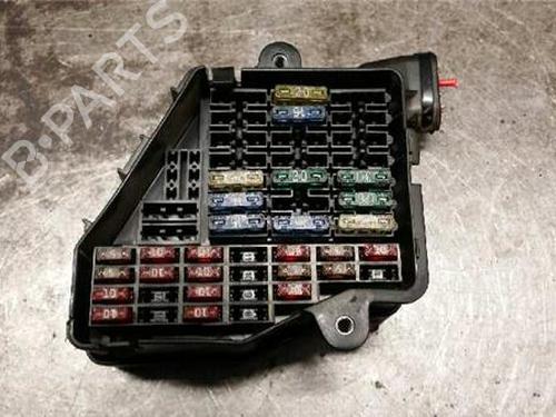 fuse-box-vw-passat-b5-3b2-1996-1997-1998-1999-2000-2001-31889152 main image