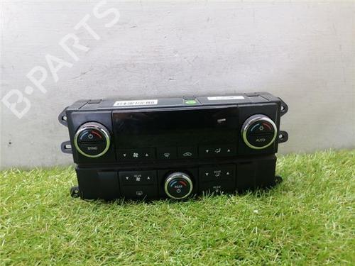 Used Climate control Climate control CHRYSLER GRAND VOYAGER V (RT) 2.8 CRD (163 hp) 33478066 33478066
