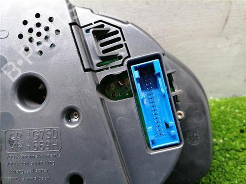 Instrument cluster VW PASSAT B5.5 (3B3) 1.9 TDI | BP32253677C47