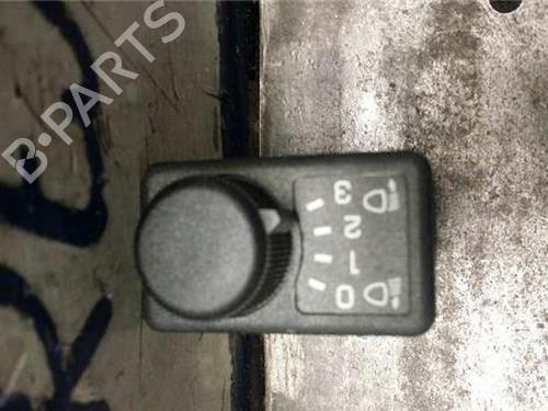 Used Switch Switch NISSAN ALMERA TINO (V10) 2.2 dCi (115 hp) 31895561 31895561