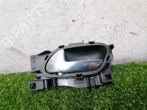 Used Front left interior door handle Front left interior door handle PEUGEOT 5008 (0U_, 0E_) 2.0 HDi 150 / BlueHDi 150 (150 hp) 33969953 33969953