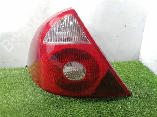 Feu arrière gauche FORD MONDEO III Saloon (B4Y) 2.0 TDCi (130 hp) 32129055