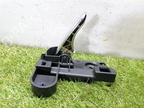 Front left interior door handle FIAT FREEMONT (345_) 2.0 JTD | BP31901418I13