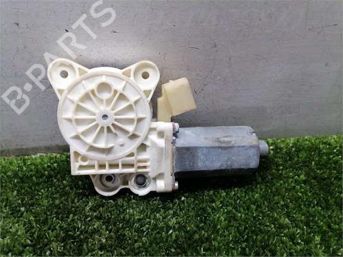 right-front-window-motor-mercedes-benz-e-class-w211-2002-2003-2004-2005-2006-2007-2008-2009-37061943 main image