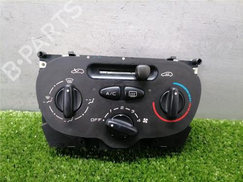 Used Climate control Climate control PEUGEOT 206 Hatchback (2A/C) 1.9 D (69 hp) 33679348 33679348