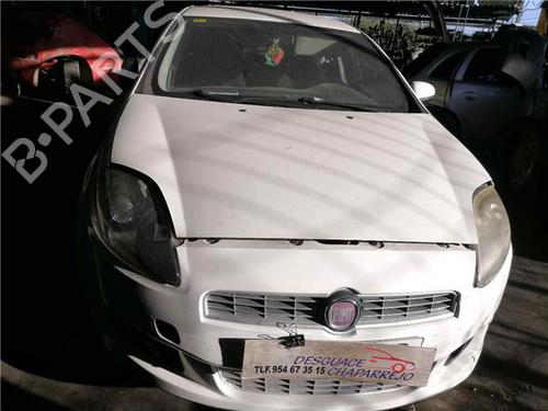 Brugte FIAT BRAVO II (198_) 1.6 D Multijet (198AXH1B) (105 hp) 4409739