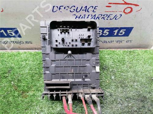 Fuse box VW GOLF V (1K1) 1.4 16V | BP31890310E1