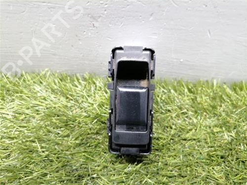 Used Right rear window switch Right rear window switch DODGE CALIBER 2.0 CRD (140 hp) 33477894 33477894
