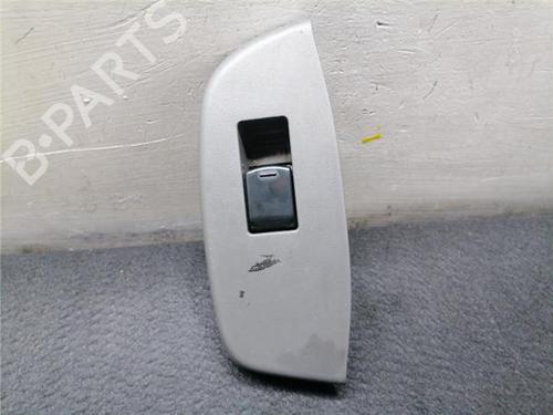 Used Right front window switch Right front window switch NISSAN NV200 Van 1.5 dCi 85 (M20, M20N, M20M) (86 hp) 33477974 33477974