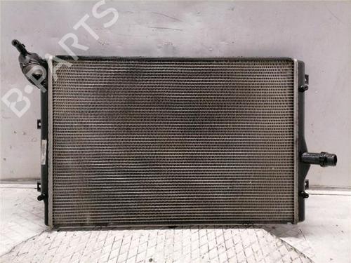 Used Water radiator SEAT LEON (1P1) 1.6 TDI (105 hp) 32690399
