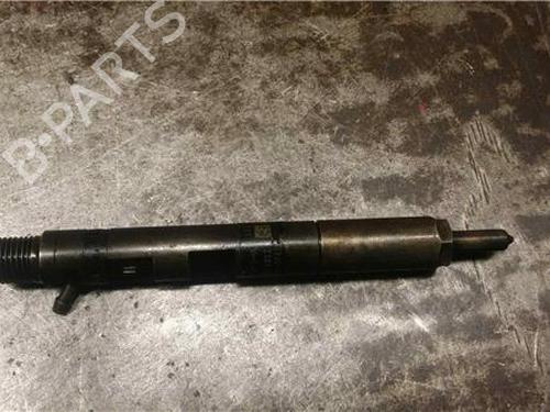 Injecteur RENAULT MEGANE I (BA0/1_) 1.4 16V (BA0D, BA1H, BA0W, BA10) (95 hp) 31895490