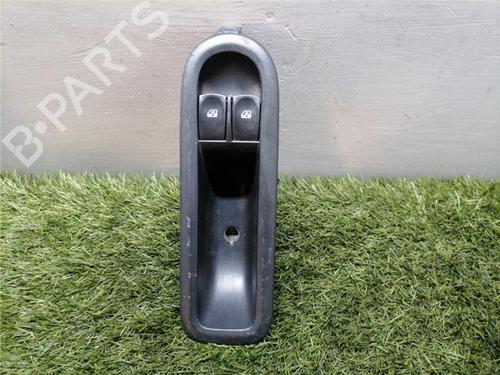 Used Left front window switch Left front window switch RENAULT CLIO III Grandtour (KR0/1_) 1.5 dCi (88 hp) 33415548 33415548