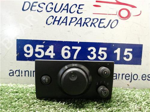 switch-opel-meriva-a-mpv-x03-2003-2004-2005-2006-2007-2008-2009-2010-31897053 main image